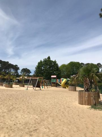 Village Vacances Aux Villages Sous Les Pins Леон Екстер'єр фото
